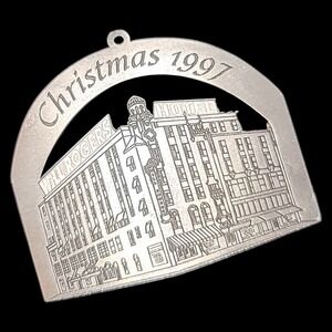1997 Will Rogers Hotel Claremore OK Christmas Ornament Rogers Hist Society